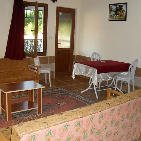 Aparthotel Ozalp 3*