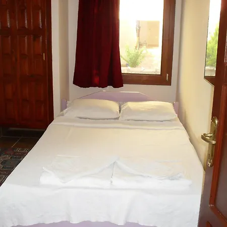 Ozalp Apartahotel